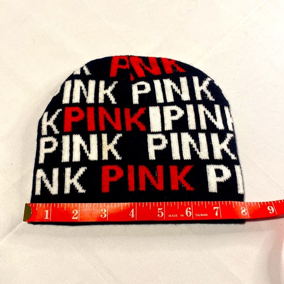 Pink beanie hat - Picture 3 of 3